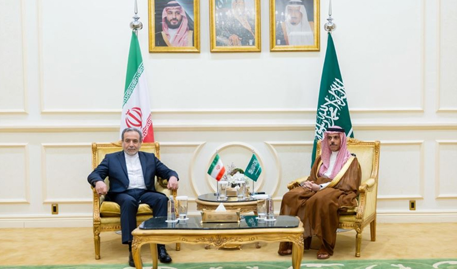 وزيرا خارجية إيران والسعودية بحثا هاتفياً المحادثات الإيرانية الأميركية 