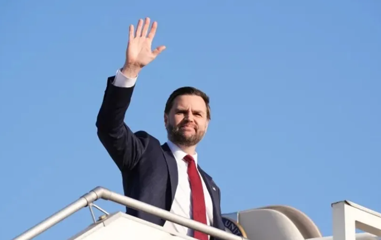 فانس: المحادثات مع إيران انتهت بعد 21 ساعة دون اتفاق 