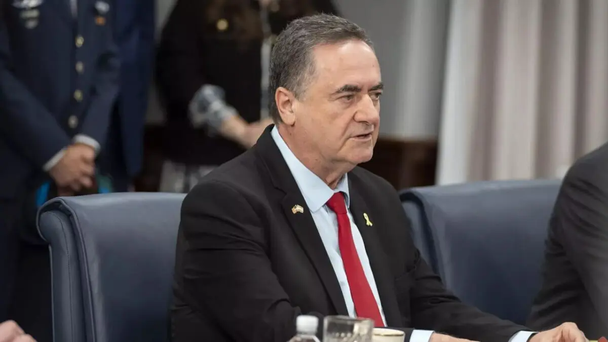 وزير الدفاع الإسرائيلي يهدد الأمين العام لحزب الله اللبناني نعيم قاسم بالاغتيال 